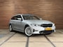 BMW 3-Serie Touring 320e Sportline | Pano | Leder | Laser | Shadow Line | Trekhaak elektr. | 18 inch | Stoelverwarming