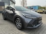 Toyota C-HR HYBRID 140 FIRST EDITION STOEL/STUURVERW BLIND-SPOT PARK-SENSOREN NAVI APPLE/ANDROID EL-ACHTERKLEP