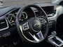 Kia Xceed 1.6 GDi PHEV ExecutiveLine | Glazen schuif-/kanteldak | Elektrisch verstelbare stoelen incl. geheugenfunctie | Stoelverwarming voor- en achter | Stoelventilatie | Parkeersensoren voor- en achter | Achteruitrijcamera | Dodehoekdetectie | Navi | Apple/Android Carplay