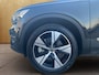 Volvo XC40 Recharge P8 AWD R-Design | Achteruitrij assistent | Keyless entry/start | LED achterlichten