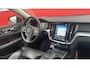 Volvo V60 2.0 D4 Momentum AUTOMAAT / TREKHAAK / FULL LED / STOELVERW / ACHTERBANK VERW / CARPLAY / NAVI / CLIMA / PDC / ACC / NL-AUTO
