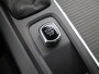Volvo V60 2.0 D4 Momentum AUTOMAAT / TREKHAAK / FULL LED / STOELVERW / ACHTERBANK VERW / CARPLAY / NAVI / CLIMA / PDC / ACC / NL-AUTO