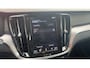 Volvo V60 2.0 D4 Momentum AUTOMAAT / TREKHAAK / FULL LED / STOELVERW / ACHTERBANK VERW / CARPLAY / NAVI / CLIMA / PDC / ACC / NL-AUTO