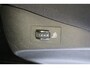 Peugeot 208 1.2 PureTech Blue Lion Airco | Stoelverwaming | Panoramadak | Achterbank in delen neerklapbaar | Airco | Bandenspanningscontrolesysteem