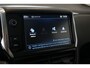 Peugeot 208 1.2 PureTech Blue Lion Airco | Stoelverwaming | Panoramadak | Achterbank in delen neerklapbaar | Airco | Bandenspanningscontrolesysteem
