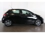 Peugeot 208 1.2 PureTech Blue Lion Airco | Stoelverwaming | Panoramadak | Achterbank in delen neerklapbaar | Airco | Bandenspanningscontrolesysteem