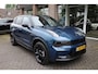 Lynk & Co 01 1.5 MY23! FULL BLACKLINE MET ZWARTE-HEMEL ROLHOES 360-CAMERA PANO/SCHUIF INFINITY DAB NAVI CARPLAY STOELVERWARMING ELEK.ACHTERKLEP 20"LMV