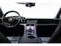 Porsche Taycan Performance 93 kWh | Panoramadak | Warmtepomp | Camera | 5 zits |
