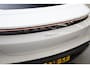 Porsche Taycan Performance 93 kWh | Panoramadak | Warmtepomp | Camera | 5 zits |