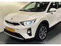 Kia Stonic 1.0 T-GDi DynamicLine - Nav. Camera - 17"- PDC.