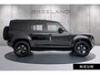 Land Rover Defender 110 P300e Dynamic SE Edition | Panoramadak | Cold Climate Pack | 22" Gloss Black Santorini Black/Ebony