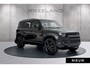 Land Rover Defender 110 P300e Dynamic SE Edition | Panoramadak | Cold Climate Pack | 22" Gloss Black Santorini Black/Ebony