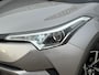 Toyota C-HR 1.8 Hybrid Bi-Tone Plus | Leder, Navi, Camera, Cruise, Stoel+Stuurverw., Climate | Dealeronderhouden |