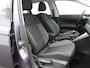 Volkswagen Polo 1.0 TSI Life | 95 PK | Airco | Digital Cockpit | Parkeersensoren Voor + Achter | Trekhaak (Afneembaar) | App Connect
