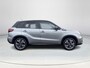 Suzuki Vitara 1.5 Hybrid Style Automaat | GEEN AFLEVERKOSTEN | Schuif /- kanteldak | Parkeersensoren voor en achter | Apple Carplay & Android Auto | Navigatiesysteem | Trekhaak |