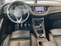 Opel Grandland X 1.2 Turbo Innovation,Navigatie,Achteruitrijcamera,Spraakbediening,Trekhaak,Stoelen Elektr. met Geheugen,Elektr.Achterklep, Leder,V&AStoel&Stuurverwarming,Climate&Cruiscontrol,Keyless,DAB,Two Tone Lak,19 Inch Lmv