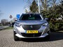 Peugeot e-2008 EV Blue Lease Allure 50 kWh 2e-Eig. & Dealer-Onderh. BOVAG-Garantie. NL-Auto.