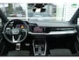 Audi A3 Sportback 45 TFSI e S edition Competition ALCANTARA, MATRIX, ADAPT. CRUISE, CLIMA, NAVI, CAMERA, PDC V&A, APPLE CARPLAY/ANDROID AUTO, KEYLESS, ELEKT. ACHTERKLEP, LANE ASSIST, PRE SENSE, STOELVERWARMING, 79.913KM