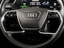 Audi Q8 e-tron 50 quattro Edition 95 kWh 340pk | SOH 96% | Lederen bekleding | | 20 inch lichtmetalen velgen | Elektrisch verstelbare voorstoelen met geheugen | Parkeercamera |