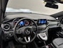 Mercedes-Benz V-klasse 300d Lang Avantgarde Edition AMG line Rolstoelauto Marge (BTW & BPM vrij) Rolstoellift Burmester audio Navigatie Camera