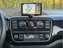Volkswagen Up! 1.0 high up! | Navigatie | Parkeersensor | CruiseControl