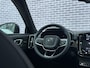 Volvo EX40 Single Motor Extended Range Ultra 82 kWh 17% Bijtelling | Panorama-schuifdak | PBlis | Adaptieve Cruise controle | Google | Stuur + Stoel verwarming | 360° Camera | VOL