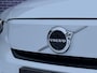 Volvo EX40 Single Motor Extended Range Ultra 82 kWh 17% Bijtelling | Panorama-schuifdak | PBlis | Adaptieve Cruise controle | Google | Stuur + Stoel verwarming | 360° Camera | VOL