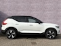 Volvo EX40 Single Motor Extended Range Ultra 82 kWh 17% Bijtelling | Panorama-schuifdak | PBlis | Adaptieve Cruise controle | Google | Stuur + Stoel verwarming | 360° Camera | VOL