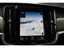 Volvo V90 B5 Inscription | Trekhaak | Bowers & Wilkins | Geventileerde Stoelen incl. Massagefunctie | Panoramadak | Adaptieve Cruise Control | Apple Carplay | Navigatie | 20'' Lichtmetalen Velgen | Power Seats