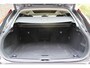 Volvo V90 B5 Inscription | Trekhaak | Bowers & Wilkins | Geventileerde Stoelen incl. Massagefunctie | Panoramadak | Adaptieve Cruise Control | Apple Carplay | Navigatie | 20'' Lichtmetalen Velgen | Power Seats