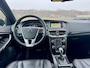 Volvo V40 Cross Country 2.0 D4 Nordic+ Automaat Panodak Leder Clima Stoelverwarming Trekhaak PDC Camera NAP Perfect Onderhouden