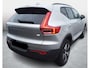 Volvo XC40 Plug-in Hybrid T4 Plus Dark | Facelift | Panoramadak | Harman Kardon audio | Elektrische stoelverstelling | Stoel- en stuurverwarming | Cruise control | Getint glas | Navigatie | Apple Carplay / Android Auto |