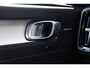 Volvo XC40 1.5 T4 Plug-in Hybrid Plus Dark | Plug-in Hybrid (PHEV) | Facelift | Panoramadak | Harman Kardon audio | Elektrische stoelverstelling | Stoel- en stuurverwarming | Cruise control | Navigatie | Apple Carplay / Android Auto |