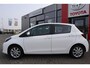 Toyota Yaris 1.3 VVT-i ASPIRATION 5-DEURS LM-VELGEN AIRCO CAMERA CRUISE TREKHAAK 6-SPEED