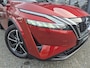 Nissan Qashqai 1.5 e-Power Tekna | Gen-2 | 1/2 lederen interieur | Glazen dak | 19 inch  LM Velgen | Fuji Red speciale kleur | 1e eigenaar | Keurig onderhouden