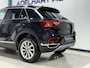 Volkswagen T-Roc 1.5 TSI Style Automaat / Navigatie full map / Lederen interieur / Elektrische stoelen / Memory / etc..