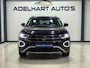 Volkswagen T-Roc 1.5 TSI Style Automaat / Navigatie full map / Lederen interieur / Elektrische stoelen / Memory / etc..