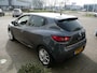 Renault Clio TCe 90 5drs. Limited PARK ASSIST ACHTER/ PACK COMFORT/ PACK ELECTRIC/ LM VELGEN MET 4 SEIZOENSBANDEN/ PRIVACY GLAS ACHTER/ ETC..  ALTIJD DEALER ONDERHOUDEN! RIJKLAAR!