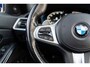 BMW 3-Serie Touring 330i xDrive M Sport / PANORAMADAK / HUD / 360 CAMERA / ALCANTARA