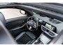 BMW 3-Serie Touring 330i xDrive M Sport / PANORAMADAK / HUD / 360 CAMERA / ALCANTARA