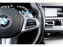BMW 3-Serie Touring 330i xDrive M Sport / PANORAMADAK / HUD / 360 CAMERA / ALCANTARA