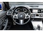 BMW 3-Serie Touring 330i xDrive M Sport / PANORAMADAK / HUD / 360 CAMERA / ALCANTARA