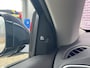 Volvo V40 1.6 T3 Summum | Trekhaak | Panorama dak | Adaptieve cruise control | Blis | 18"| Elektrisch verstelbare voorstoelen | Achteruitrijcamera |