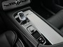Volvo XC90 2.0 T8 Plug-in hybrid AWD Ultra Dark PHEV, Automaat, Luchtvering, Panoramadak, Bowers&Wilkins audio, 22 inch wielen, Trekhaak semi elektrisch inklapbaar, Gelaagde- en extra getinte zijruiten, Stoel- en stuurverwarming