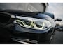 BMW 5-Serie Touring M550d 400pk xDrive High Executive M-Sportpakket /BTW-Auto/ Led-Koplamp/ Leder/ Sport-Stoelen/ Stoel.Verw/ Head-Up/ Keyless/ Harman&Kardon/ 360-Camera/ 20'' LMV