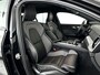 Volvo S60 B4 R-Design | Park Assist | Stoel- en Stuurverwarming | Cruise control | Elektrische stoelen
