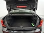 Volvo S60 B4 R-Design | Park Assist | Stoel- en Stuurverwarming | Cruise control | Elektrische stoelen