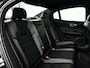 Volvo S60 B4 R-Design | Park Assist | Stoel- en Stuurverwarming | Cruise control | Elektrische stoelen