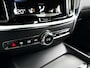 Volvo S60 B4 R-Design | Park Assist | Stoel- en Stuurverwarming | Cruise control | Elektrische stoelen