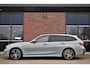 BMW 3-Serie Touring 330e M-Sport Brooklyn Pano HUD 19inch HiFi